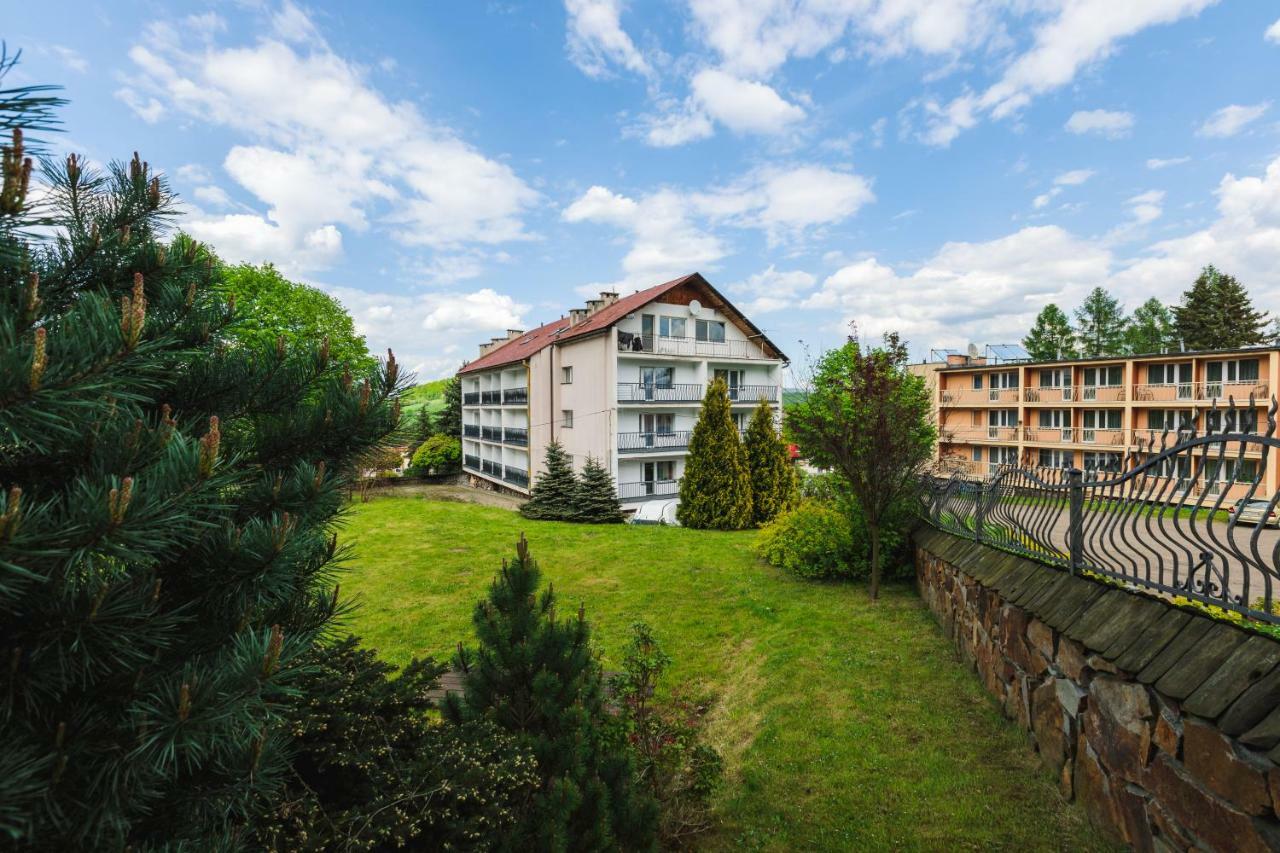 Osrodek Wypoczynkowy Tarnica Bed and Breakfast Solina  Exteriör bild