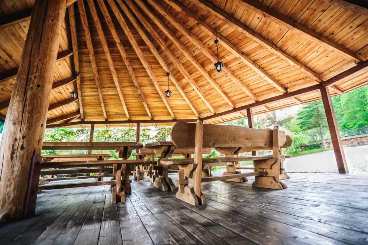 Osrodek Wypoczynkowy Tarnica Bed and Breakfast Solina  Exteriör bild